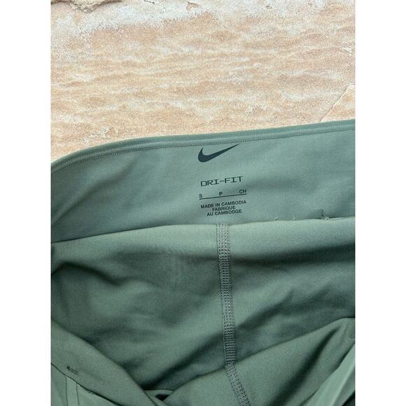 Green Nike Dri-Fit Athletic Running Skirt Skort Women's Size S Small - Picture 2 of 4